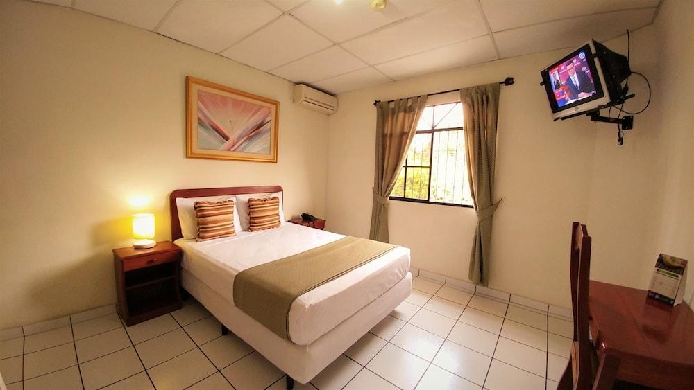 Hotel Armonia Hostal San Salvador Exterior photo