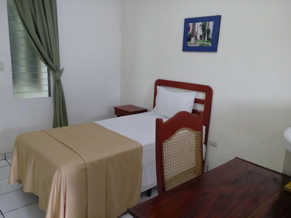 Hotel Armonia Hostal San Salvador Exterior photo